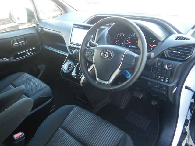 ヴォクシー2.0 ZS 煌II