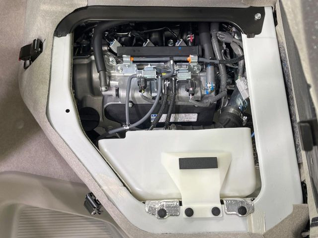 親切・丁寧な専門メカニックスタッフが応対!・車検・点検整備・事故等の修理などアフターサービスも安心。お車のカスタマイズもネクステージのサービススタッフまでご相談ください!