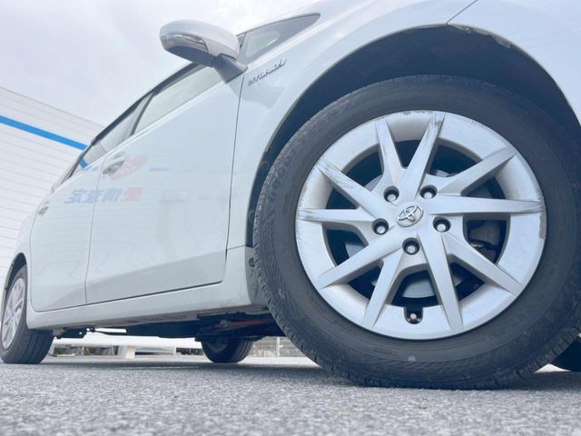 �y����16�C���`�A���~�z�C�[���z�O�ςɃ}�b�`���������A���~�z�C�[���𑕒����Ă���܂��B�e��ЊO�A���~�z�C�[����A�X�^�b�h���X�^�C�����戵�����Ă���܂��B���񂲑��k����������