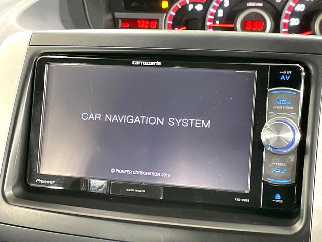 �y�i�r�Q�[�V�����z�g���₷���i�r�ŖړI�n�܂ł�������ē����Ă���܂��B�e��I�[�f�B�I�Đ��@�\���[�����Ă���A���Ԃ̉^�]������Ɋy�����Ȃ�܂�!!