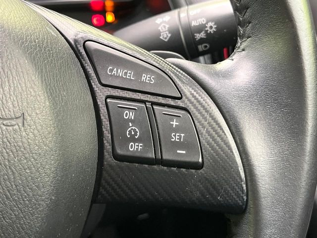 �y�N���[�Y�R���g���[���z�������H�����N���N���s�B�A�N�Z���𗣂��Ă���葬�x�ő��s���ł��A�������^�]���̕��S���y��!�����E�������ȒP�ȃX�C�b�`����Œ����ł��܂��B