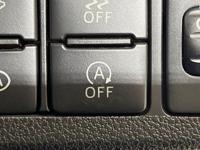 �y�A�C�h�����O�X�g�b�v�z�ԐM����a�؂Œ�Ԃ����ۂɃG���W�����~���A���ʂȔR���̏����}���܂��B�R��������ی�ɂȂ���@�\��G���W���̓u���[�L�𗣂��΍Ďn�����܂��B