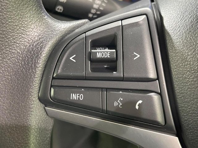 �y�X�e�A�����O�X�C�b�`�z�^�]���A�O������ڐ������炷���ƂȂ��A�I�[�f�B�I���̑��삪�\�ȕ֗��@�\!���S&���K�ȃh���C�u�����o���Ă���܂���