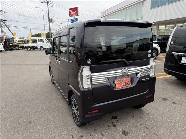 �݌ɎԂ́A�F�X�ȎԎ킪�������p�ӂ������Ă���܂��B