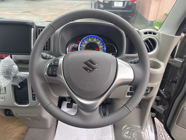 革巻きステアリング