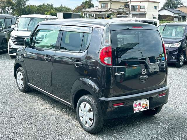 ���X�ł͌y�����Ԃ��畁�ʎԂ܂ŕ��L���I�[�����[�J�[�̎Ԏ�E�F�E�O���[�h��L�x�ɑ����Ă���܂��B