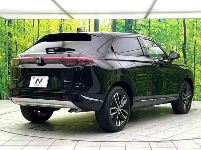 ☆全国のネクステージからお取り寄せが可能※!遠方の店舗に展示してあるクルマが気になる場合も、最寄りの店舗でご覧いただくことが可能です!是非私たちに要望をお聞かせください!※別途費用