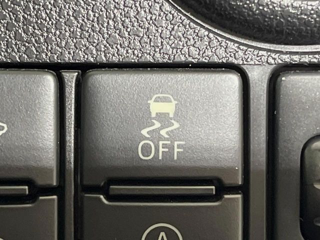 �y������h�~���u�z�ԗ��̉���������m����ƁA�����I�Ɏԗ��̐i�s������ۂ悤�Ɏԗ��𐧌䂵�܂��B�J�̓��ȂǊ���₷���H�ʏ󋵂ł����S�ȉ^�]���\�ł��B