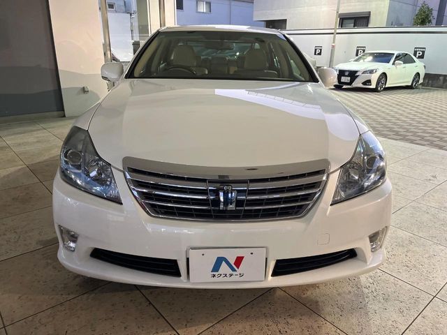 弊社では、全車『修復歴なし』のお車のみ取り扱っております。専任バイヤーによる厳選した仕入れの後、入庫後の車両チェックを行い、ネクステージが認定した高品質な中古車をご提供しております。