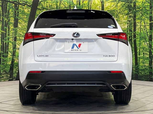 安心の最長10年・走行無制限保証(有償)をご用意。保証内容も充実はもちろん、無料点検&オイル交換や、年中無休の全国・24時間ロードサービスも付帯されておりますのでご安心下さい。