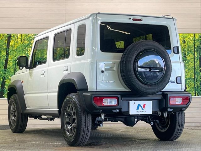 �y���A�p�[�L���O�Z���T�[�z���A�o���p�[�̃Z���T�[�ŏ�Q���Ƃ̋����𑪂��Q���ւ̐ڋ߂��u�U�[�ł��m�点�B����ɏ�Q���Ƃ̏Փ˂̉\�������܂�Ƌً}�u���[�L���쓮�A�Փˉ�����x�����܂��B