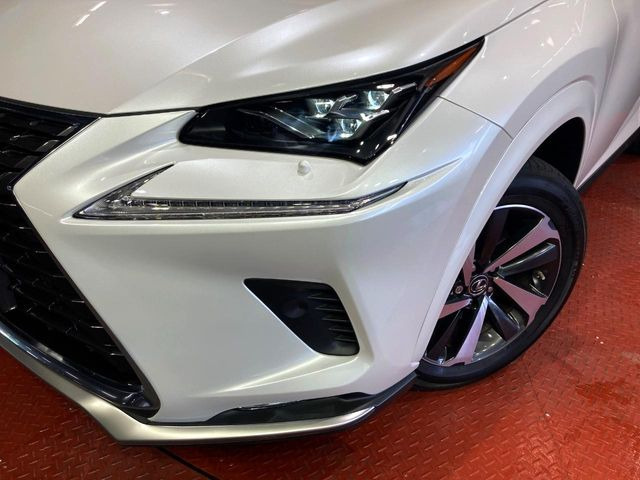 �y�O��LED�w�b�h���C�g�z�X�^�C���b�V���Ȍ����ڂ̎O��LED�w�b�h���C�g�𑕔���X�^�C�������łȂ��A��Ԃ̑��s�����E�ǍD�ň��S���Ă���肢�������܂��B