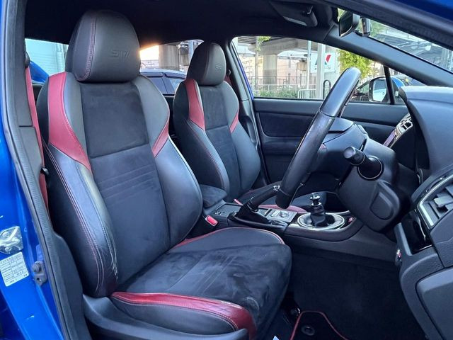 �y�n�[�t���U�[�V�[�g�z�������ƍ���S�n�𗼗������l�C�̃V�[�g���w�ʁE���ʂ̃t�@�u���b�N�f�ނ́A�ʋC���̗ǂ��⊊��ɂ����ɗD��Ă��܂��B�C���╞���ɍ��E���ꂸ���K�ɂ���肢�������܂��B