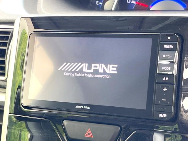 �y�i�r�Q�[�V�����z�g���₷���i�r�ŖړI�n�܂ł�������ē����Ă���܂��B�e��I�[�f�B�I�Đ��@�\���[�����Ă���A���Ԃ̉^�]������Ɋy�����Ȃ�܂�!!