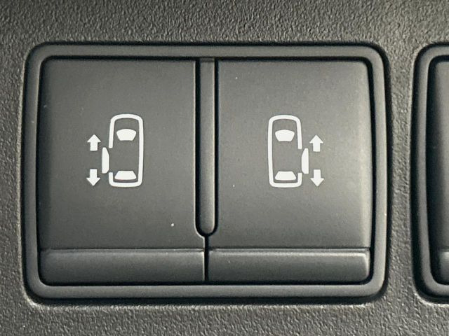 �y�����p���[�X���C�h�h�A�z�X�}�[�g�L�[��^�]�Ȃ̃X�C�b�`�Ō�ȗ����X���C�h�h�A�̊J���\���d��������͂����ăh�A���J����K�v�������A�����Ȃ��q�l�ł��ȒP�ɊJ���߂ł����K�ł���