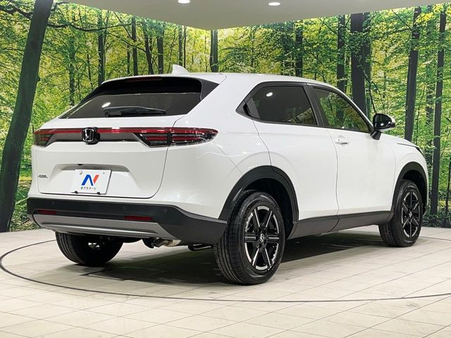 ☆全国のネクステージからお取り寄せが可能※!遠方の店舗に展示してあるクルマが気になる場合も、最寄りの店舗でご覧いただくことが可能です!是非私たちに要望をお聞かせください!※別途費用