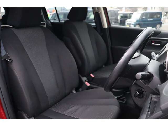 お客様に気持ちよく乗っていただけるように、一台一台心を込めて綺麗にしております!!