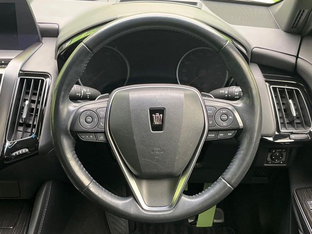 �y�����v�����X�e�A�����O�z�㎿�Ȋv���g�p���邱�ƂŁA��ɂ����������݂ƂĂ��^�]���₷���n���h���ł���