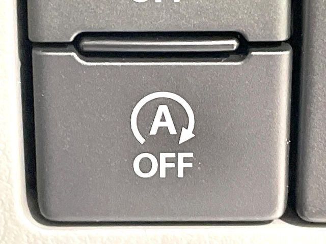 �y�A�C�h�����O�X�g�b�v�z�ԐM����a�؂Œ�Ԃ����ۂɃG���W�����~���A���ʂȔR���̏����}���܂��B�R��������ی�ɂȂ���@�\��G���W���̓u���[�L�𗣂��΍Ďn�����܂��B