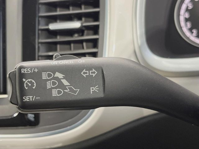 ●オートクルーズコントロール:高速道路や自動車専用道路等にて、定速巡航が可能となる便利な機能です。長距離移動の際でも疲れにくく便利にお使いいただけます♪