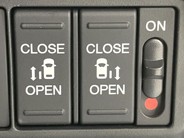 フリード1.5 e:HEV エアー EX