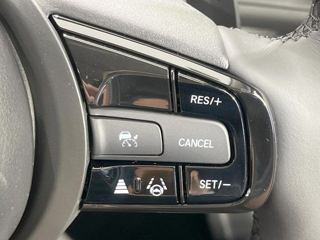 �y�A�_�v�e�B�u�N���[�Y�R���g���[���z�������H�ł̒��������s���y��!!�����ő��x��ۂN���[�Y�R���g���[�����A�Փˌy���V�X�e���ƘA�g���A�O���̎ԗ������m���ĎԊԂ�ۂ悤�ɑ��x���߂��Ă���܂�!!