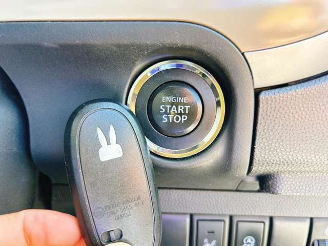 �y�X�}�[�g�L�[&�v�b�V���X�^�[�g�V�X�e���z�J�o����|�P�b�g�ɓ��ꂽ�܂܃h�A�̊J���ł��A�����^�b�`�Ŋy�X�G���W�����������܂���