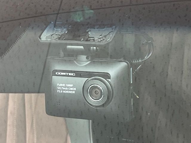 �y�h���C�u���R�[�_�[�z���S�E���S�ȃJ�[���C�t�ɕK�{�̃h���C�u���R�[�_�[�𑕔�!���s���͂������A������^�]�⎖�̂ɑ��������ۂ̏󋵂��f���ŋL�^���A����̃��X�N�ɔ����܂��B