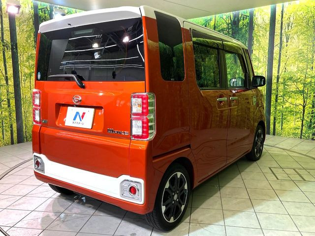 ☆全国のネクステージからお取り寄せが可能※!遠方の店舗に展示してあるクルマが気になる場合も、最寄りの店舗でご覧いただくことが可能です!是非私たちに要望をお聞かせください!※別途費用