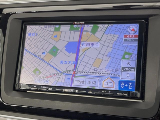 ●ナビ:一体感のあるナビは、高級感ある車内を演出してくれます。オーディオ機能も充実しておりますので、運転もより楽しめます♪