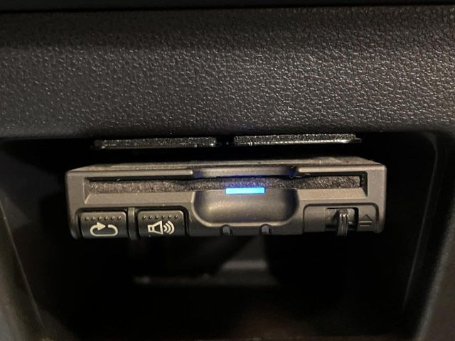 【ETC】高速道路の料金所をストレスなく通過!話題のスポットやサービスエリアに多い「スマートIC」利用時は必須のアイテムです。当店でセットアップを実施、ご納車当日からすぐにご利用いただけます!