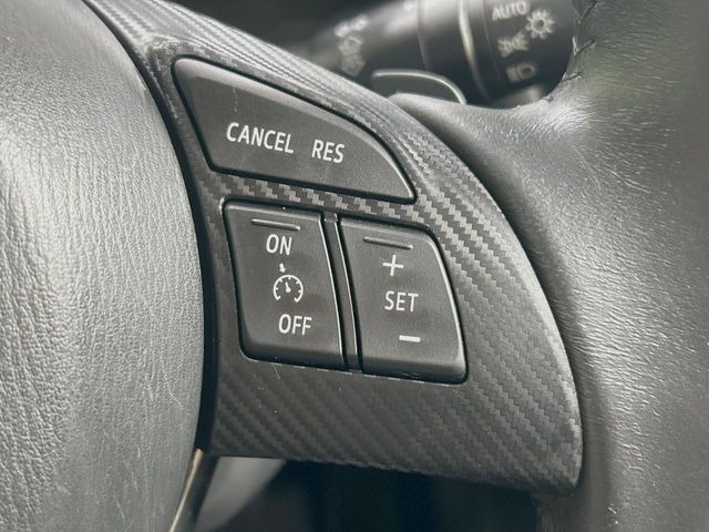 �y�N���[�Y�R���g���[���z�������H�����N���N���s�B�A�N�Z���𗣂��Ă���葬�x�ő��s���ł��A�������^�]���̕��S���y��!�����E�������ȒP�ȃX�C�b�`����Œ����ł��܂��B