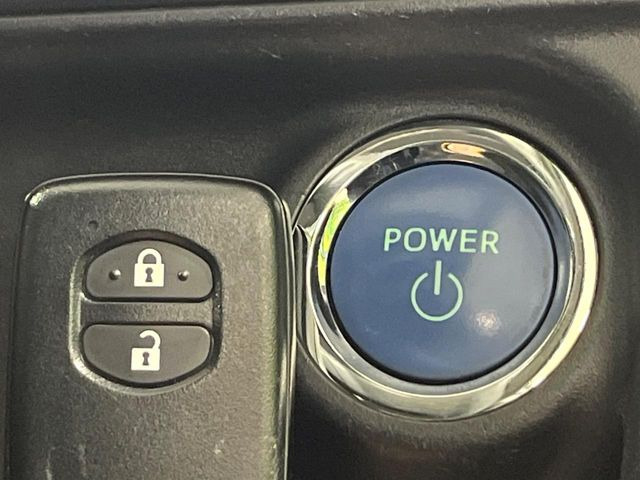 �y�X�}�[�g�L�[�z�J�o����|�P�b�g�ɓ��ꂽ�܂܂ł��h�A�̎{���E�������\�ȃX�}�[�g�L�[�𑕔��B�G���W���̃I���E�I�t�����J�M�����o���K�v����������Ƃ��Ă��֗��ł���