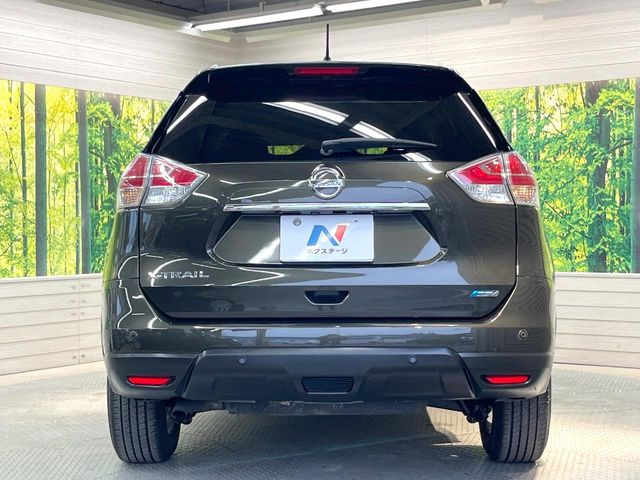 安心の最長10年・走行無制限保証(有償)をご用意。保証内容も充実はもちろん、無料点検&オイル交換や、年中無休の全国・24時間ロードサービスも付帯されておりますのでご安心下さい。