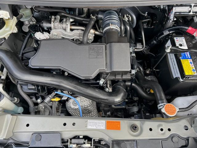 親切・丁寧な専門メカニックスタッフが応対!・車検・点検整備・事故等の修理などアフターサービスも安心。お車のカスタマイズもネクステージのサービススタッフまでご相談ください!