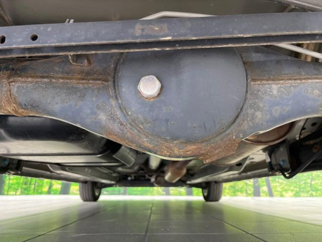 下回りがきれいなうちに、防錆加工の施工がオススメ。降雪地域はもちろん、沿岸部にお住いの方や、趣味でマリン・ウィンタースポーツをされる方にご好評いただいております。