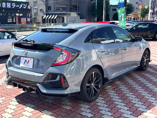 ☆全国のネクステージからお取り寄せが可能※!遠方の店舗に展示してあるクルマが気になる場合も、最寄りの店舗でご覧いただくことが可能です!是非私たちに要望をお聞かせください!※別途費用