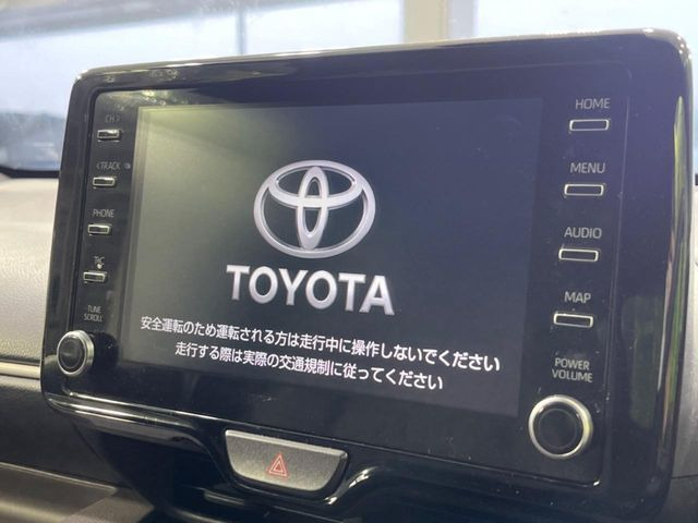 �y8�C���` �f�B�X�v���C�I�[�f�B�I�z���ʂ̃f�B�X�v���C��AppleCarPlay��AndroidAuto�����p�\�B�傫�ȉ�ʂŃX�}�z�i�r�A�v���������p���������܂���