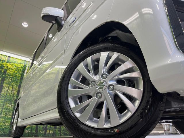 �y����14�C���`�A���~�z�C�[���z�O�ςɃ}�b�`���������A���~�z�C�[���𑕒����Ă���܂��B�e��ЊO�A���~�z�C�[����A�X�^�b�h���X�^�C�����戵�����Ă���܂��B���񂲑��k����������