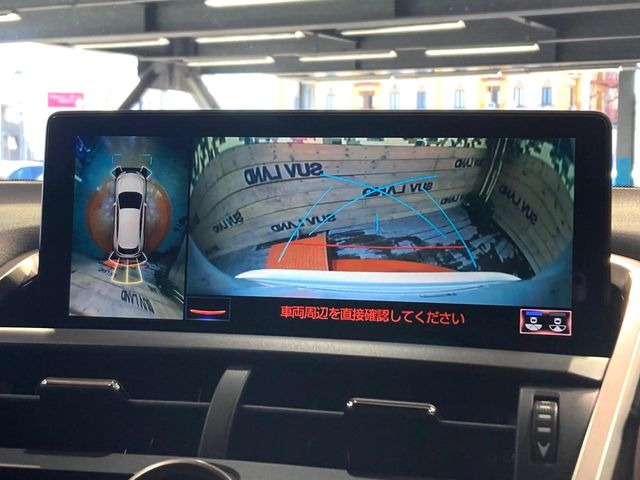 �y�p�m���~�b�N�r���[���j�^�[�z��p�̃J�����ɂ��A�ォ�猩���낵���悤�Ȏ��_��360�x�N���}�̎��͂��m�F���邱�Ƃ��ł��܂������p�������m�F���₷���A�����ꏊ�ł̐؂�Ԃ��⒓�Ԃ��X���[�Y�ɍs���܂��B