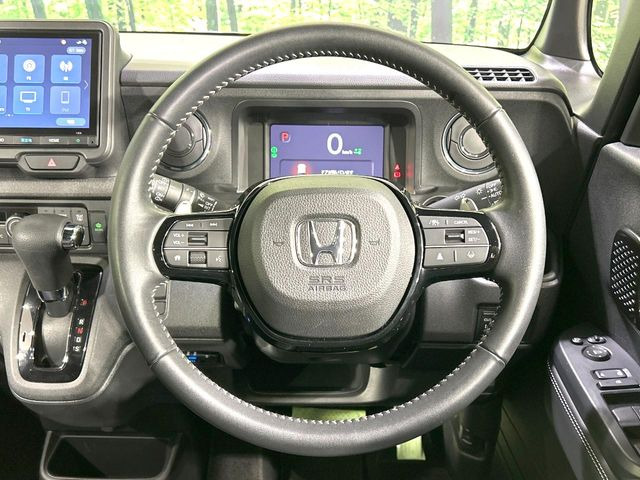 �y�����v�����X�e�A�����O�z�㎿�Ȋv���g�p���邱�ƂŁA��ɂ����������݂ƂĂ��^�]���₷���n���h���ł���