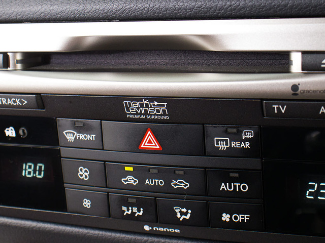 マークレビンソンプレミアムサウンドシステム!そのクリアで迫力あるサウンドにより、オーディオブランドとして名高いブランドです!まるでコンサートホールのような臨場感を味わえます!!