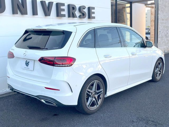 ●YANASEオートシステムズとの提携によって実現した高品質修理ネットワーク!大切なお車だから、万が一の修理でも「純正品質」をご提供。当店でご購入いただくお車にはメリットが数多くあります