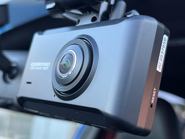 �y�h���C�u���R�[�_�[�z���S�E���S�ȃJ�[���C�t�ɕK�{�̃h���C�u���R�[�_�[�𑕔�!���s���͂������A������^�]�⎖�̂ɑ��������ۂ̏󋵂��f���ŋL�^���A����̃��X�N�ɔ����܂��B