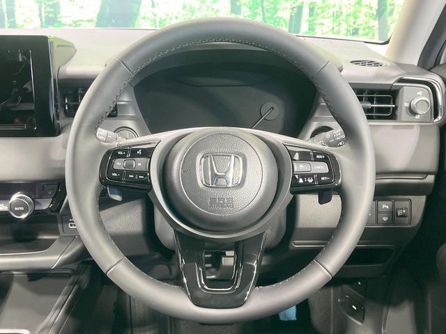 �y�����v�����X�e�A�����O�z�㎿�Ȋv���g�p���邱�ƂŁA��ɂ����������݂ƂĂ��^�]���₷���n���h���ł���