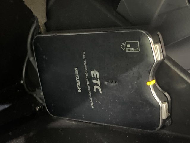 【ETC】高速道路の料金所をストレスなく通過!話題のスポットやサービスエリアに多い「スマートIC」利用時は必須のアイテムです。当店でセットアップを実施、ご納車当日からすぐにご利用いただけます!