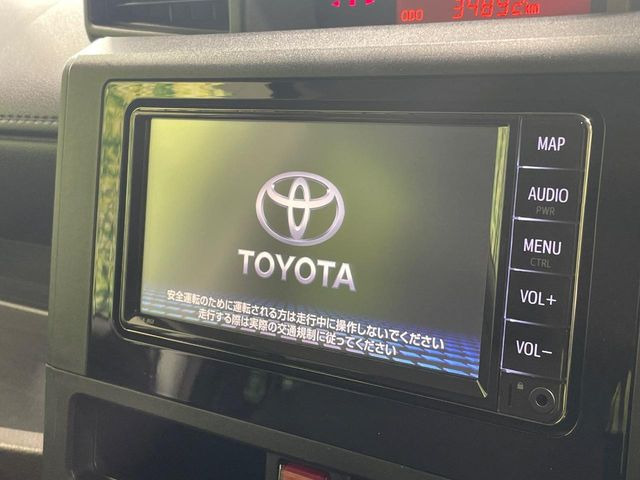 �y�����i�r�z�l�C�̏����i�r�𑕔����Ă���܂��B�i�r�̎g���₷���͂������A�I�[�f�B�I�@�\���[��!�L�����v�◷�s�͂������A�ʋ΂┃�����ȂǕ��i�̃h���C�u���y�����Ȃ�͂���