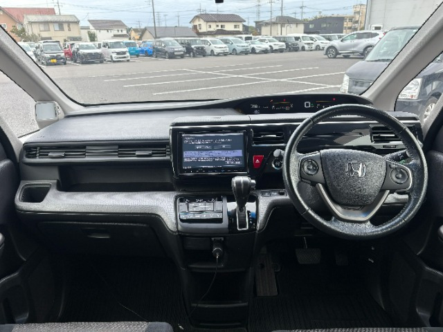 ステップワゴン1.5 スパーダ