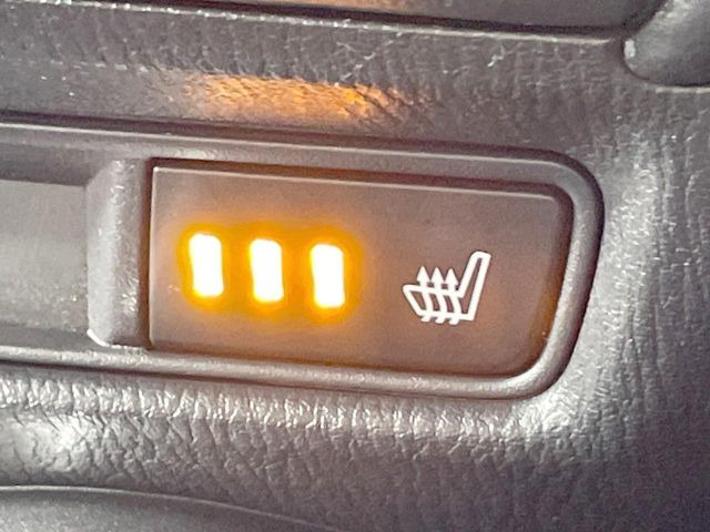 �y�V�[�g�q�[�^�[�z�������ɏd�󂷂�V�[�g�q�[�^�[!�G�A�R����葁�����܂��Ă����̂Ŋ�����̐l�����S�ł��ˁ�G�A�R���̉����͊������邩����A�Ƃ������ɂ����������߂ł��B