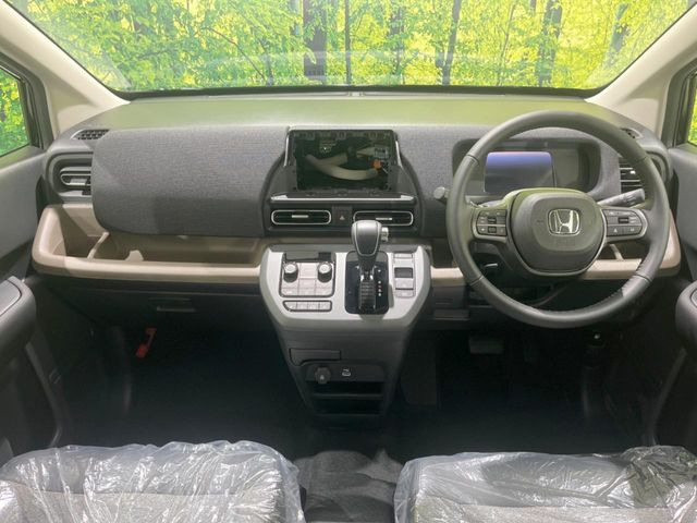 フリード1.5 e:HEV エアー EX